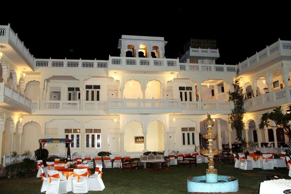 ホテルJaipur Darbar エクステリア 写真